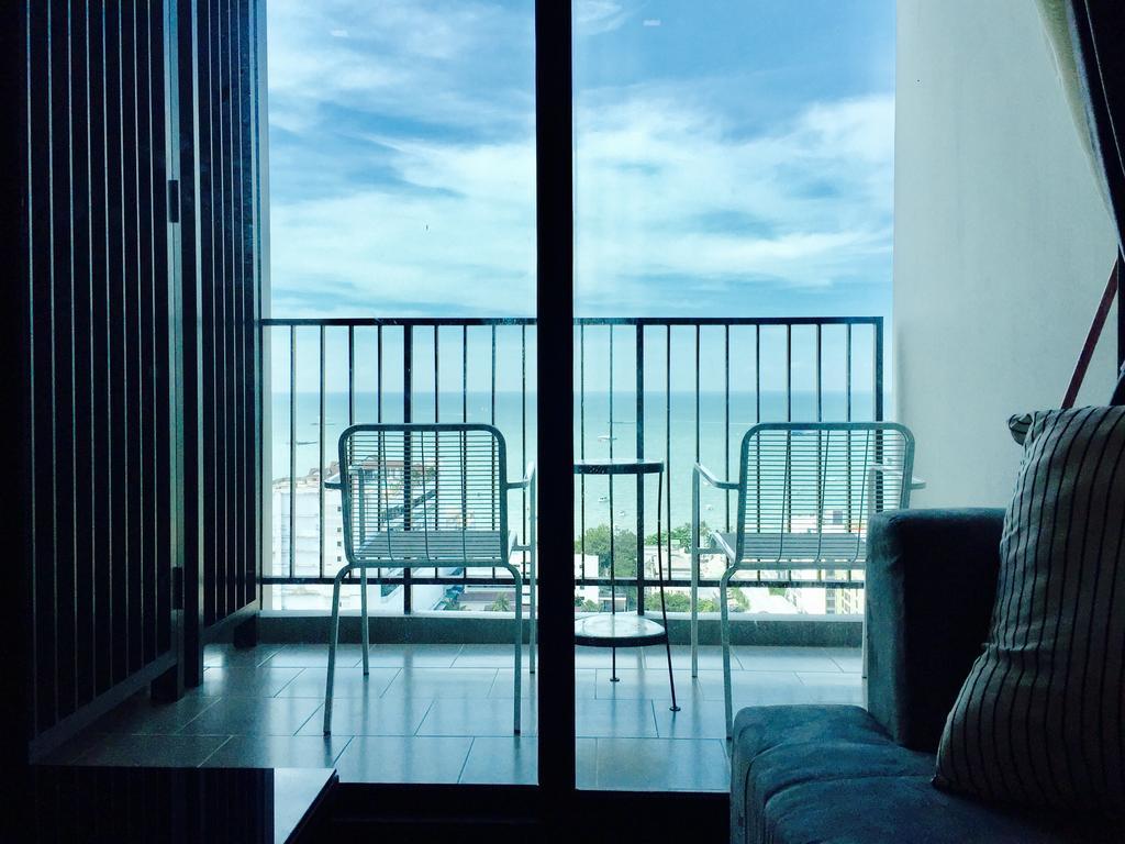 Base Central Pattaya By Alex Exteriör bild