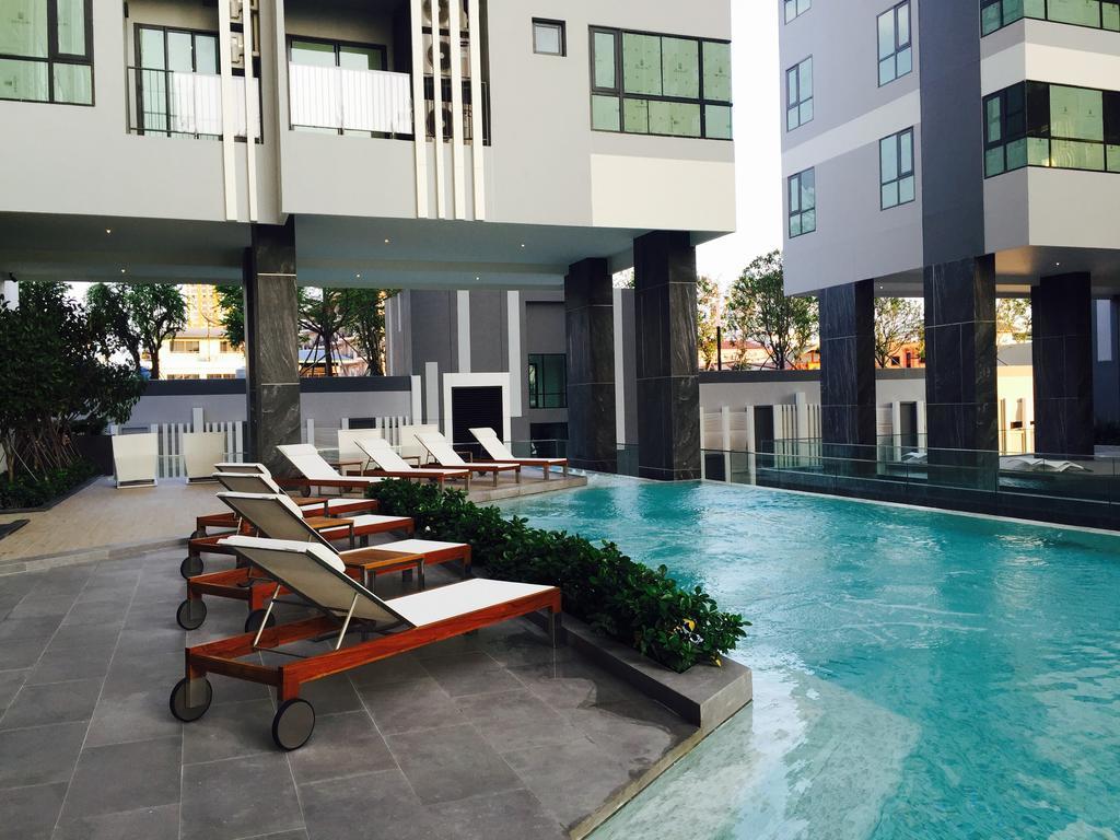 Base Central Pattaya By Alex Exteriör bild
